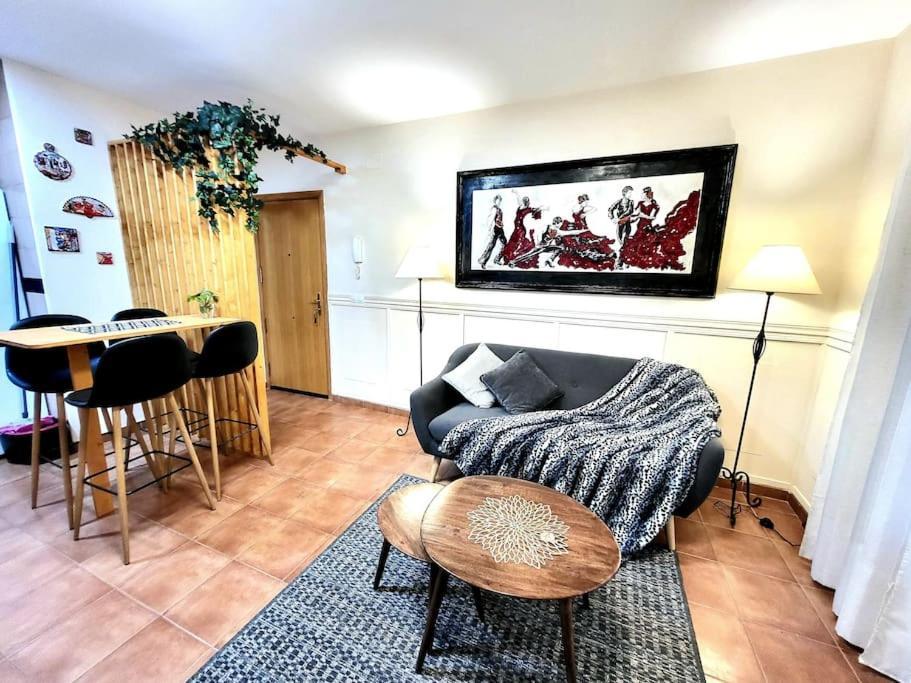 Flamenco, Apartamento Exclusivo De Dos Habitaciones En El Pleno Del Casco Antiguo, Alicante, Playa, Centro Historico, Rambla Dış mekan fotoğraf