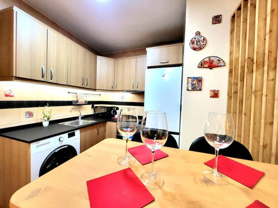 Flamenco, Apartamento Exclusivo De Dos Habitaciones En El Pleno Del Casco Antiguo, Alicante, Playa, Centro Historico, Rambla Dış mekan fotoğraf